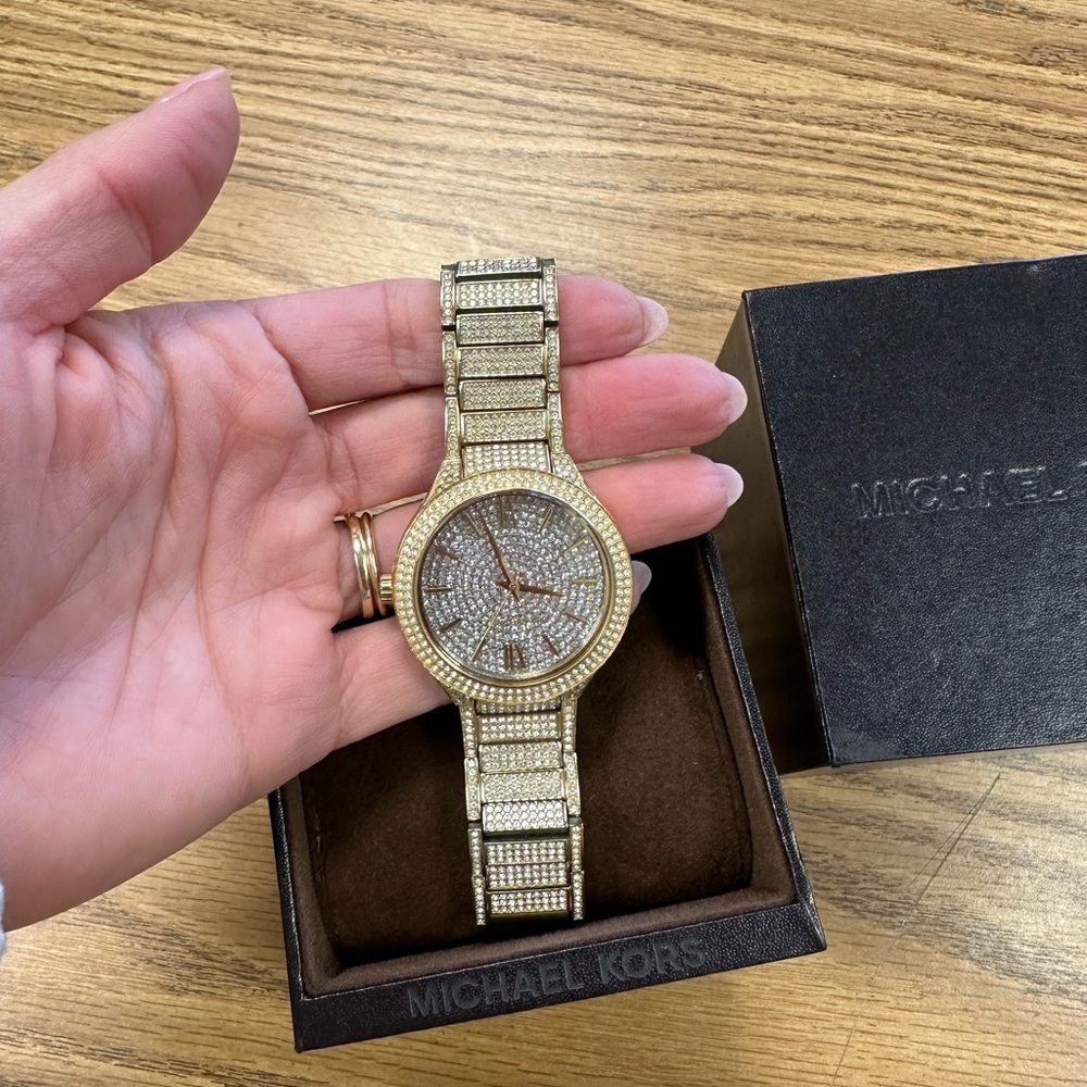 Michael Kors Watch - Picture 4 of 5